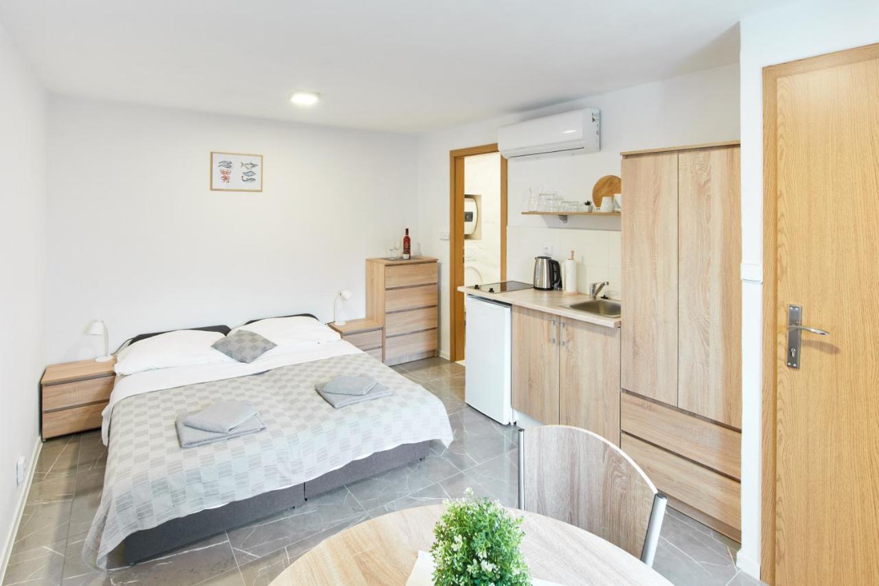 Kuca Nerezinka Apartment Nerezine Ngoại thất bức ảnh